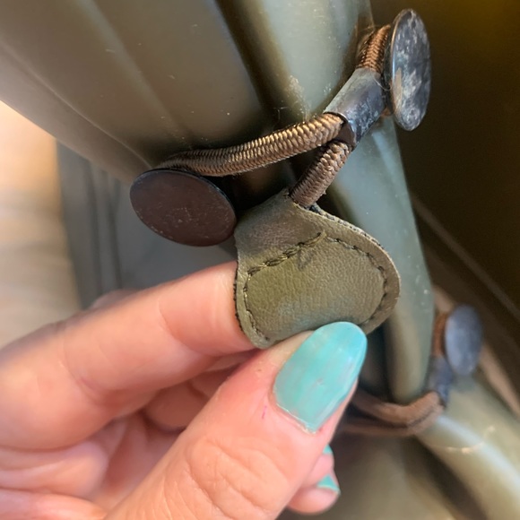 SALE!! Angle army rubber galoshes men’s 9. great for gardening or mushy areas. - Picture 3 of 10